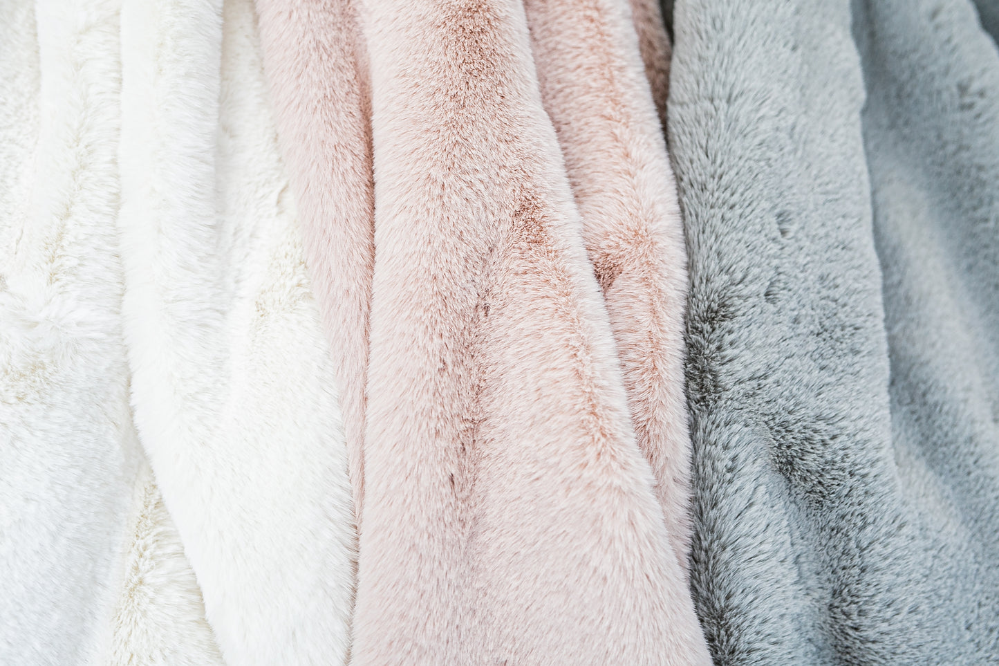 Luxury Avalanche Faux Fur Throw 60"x70"